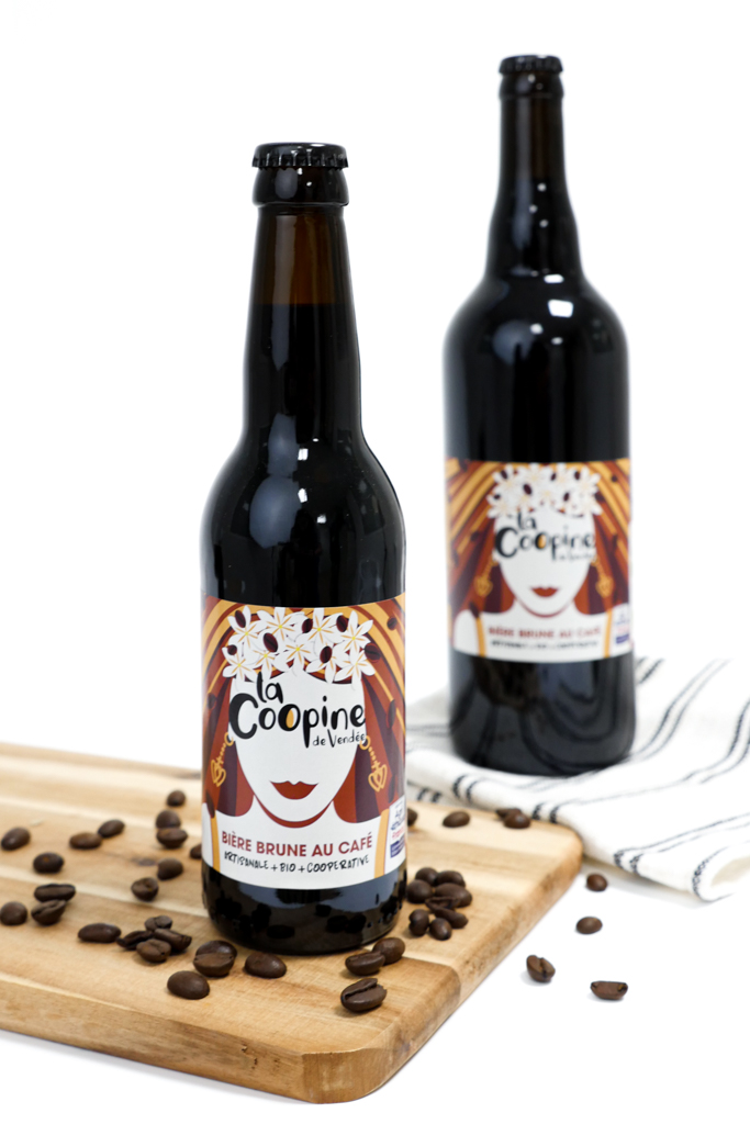 Bière brune au café